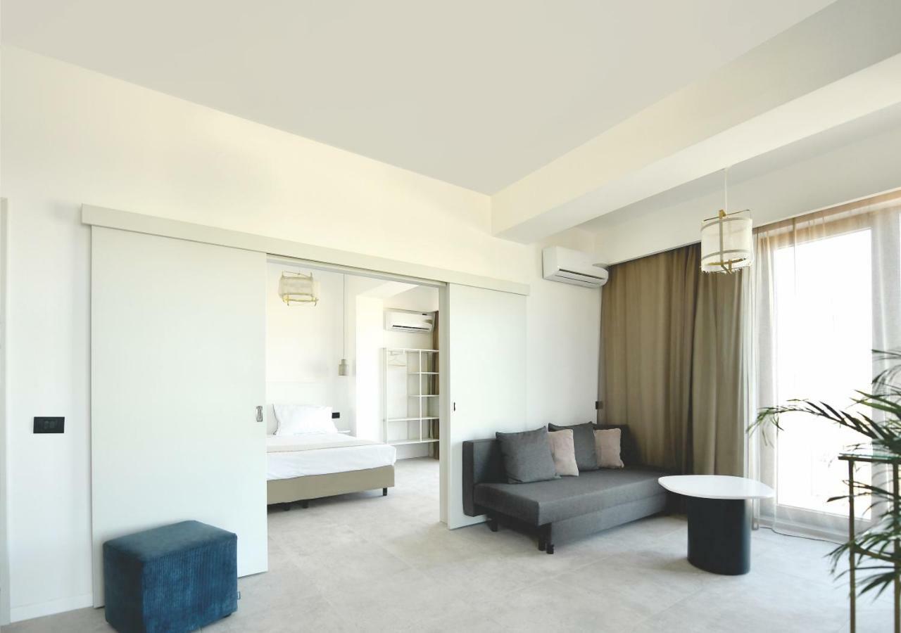 Lemon Cliff Luxury B&B Mamaia Exterior foto